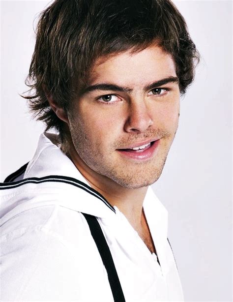 peter lanzani|peter lanzani carrera.